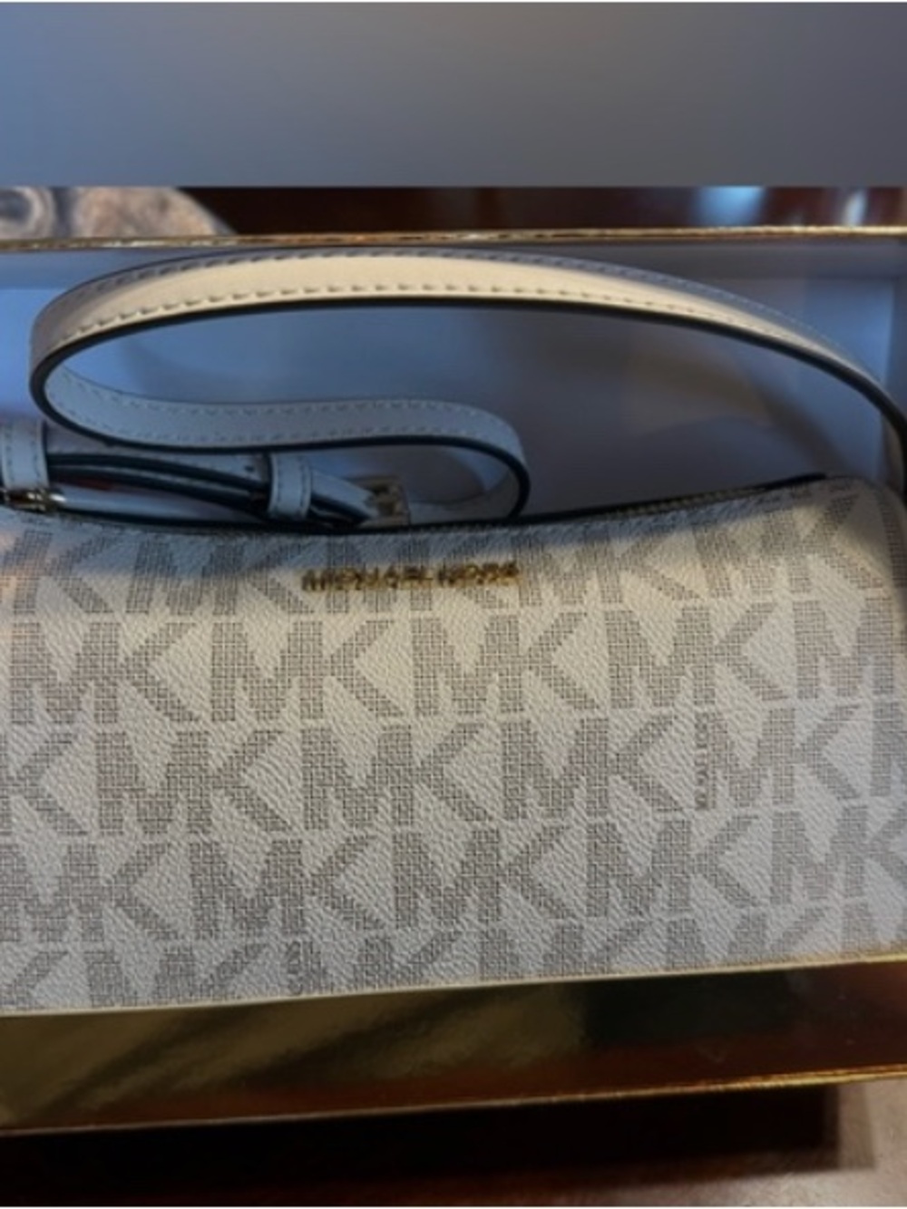 Michael Kors Monogram Cream Pouchette (Small Shoulder Bag) NWT in original box! - Picture 5 of 5